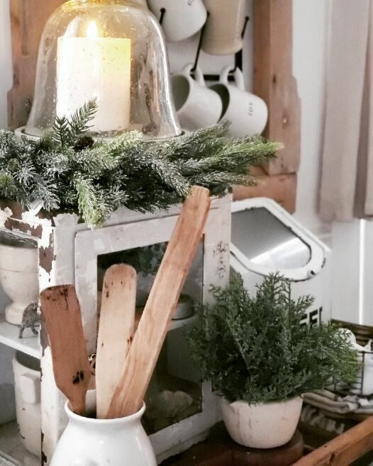 Decorating With Neutrals For Christmas
