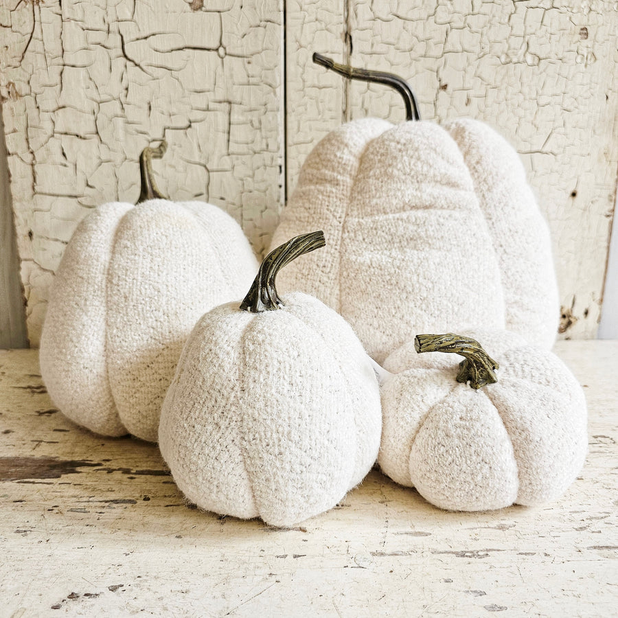 2 piece Large White Knit Pumpkin Set