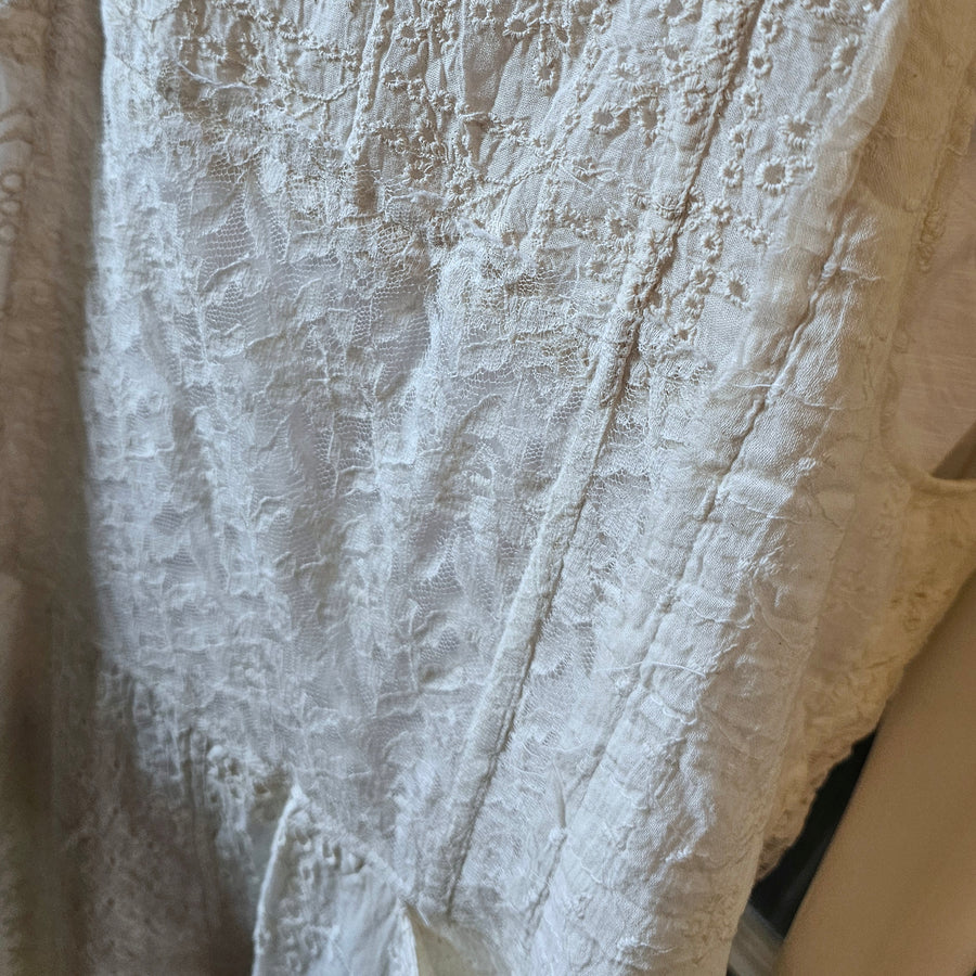 Eyelet Ruffle Long Jacket / Duster  SM/MED