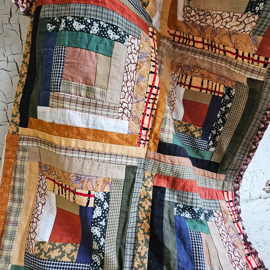 Small Log Cabin Quilt /Wall Hanging