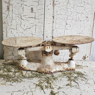 Vintage Creamy Chippy Cast Iron  Counter Penn Scale