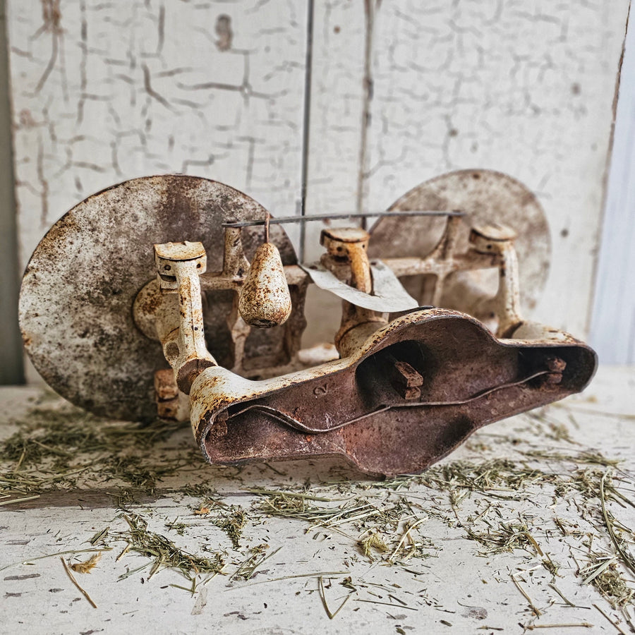 Vintage Creamy Chippy Cast Iron  Counter Penn Scale