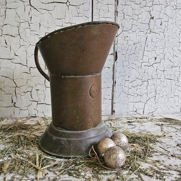 Vintage 1 L Copper Pitcher