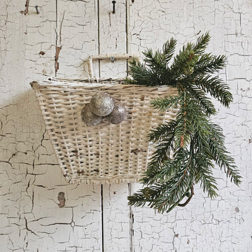 Chippy White Hanging Basket