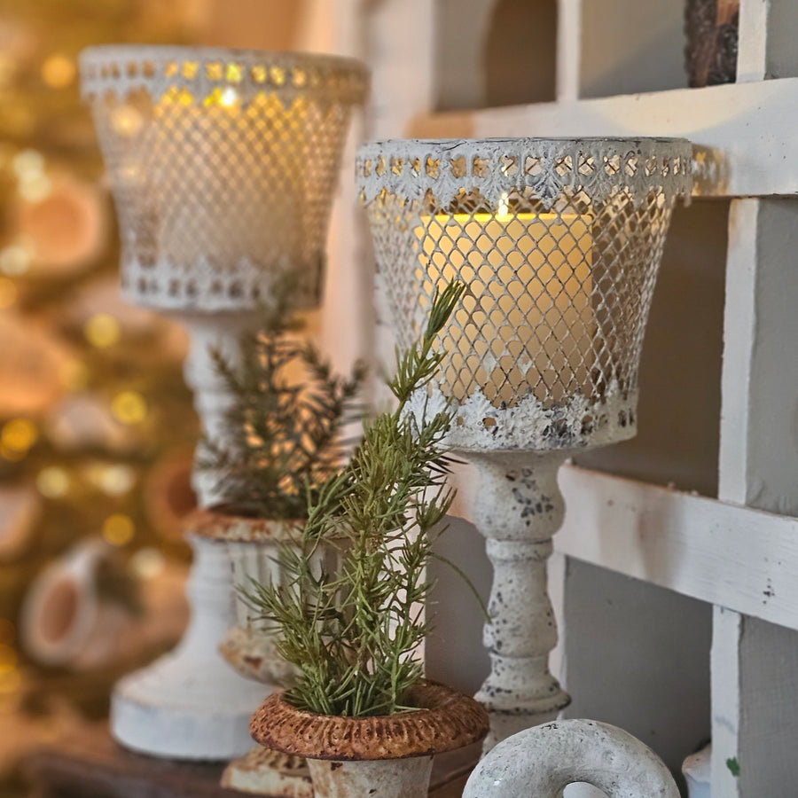 DOORBUSTER DEAL Vintage Style Finespun Metal Candle Holder