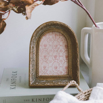 Arched Gold Frame - 4x6