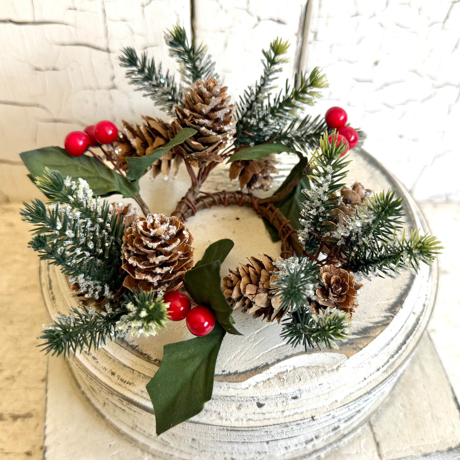 Small Berry & Pinecone Candle Ring
