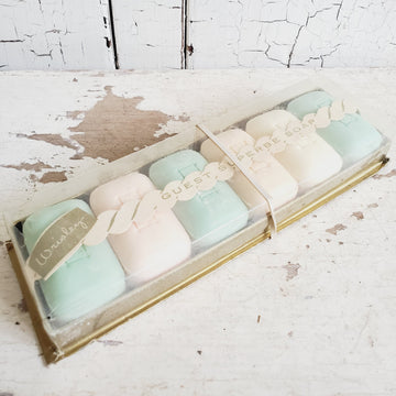 Vintage Set of Wrisley Guest Soaps