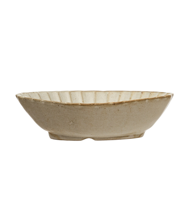 Scalloped Edge Stoneware Dish